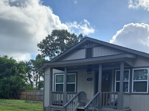 2114 N Fm 1486 Rd, Montgomery, TX 77356