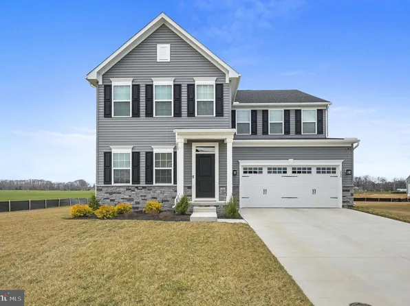 200 Charleston Cir, Dover, DE 19904