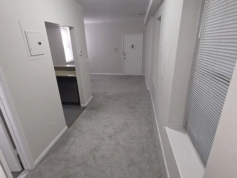 242 5th St #2J — Photo 10