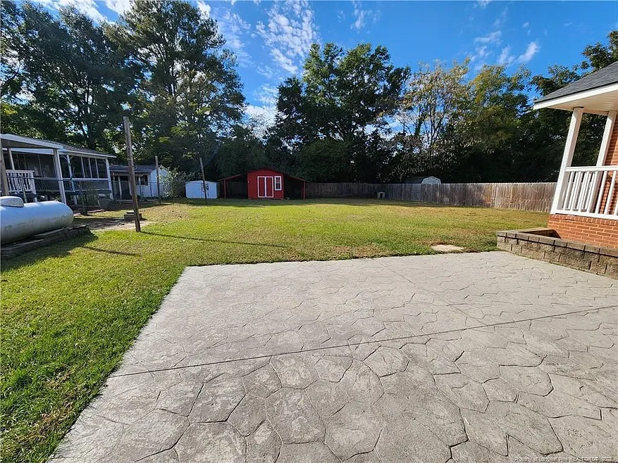 4 bed, 1432 sqft, $1,500 — Photo 4
