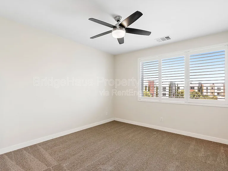721 Shoreline Rd — Photo 21