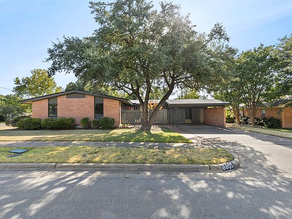 3rd image of 8805 Rolling Rock Ln