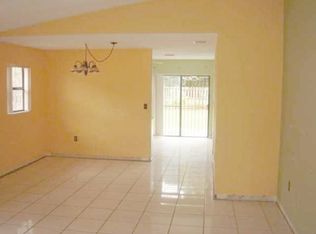 3585 NW 188th St, Miami Gardens, FL 33056