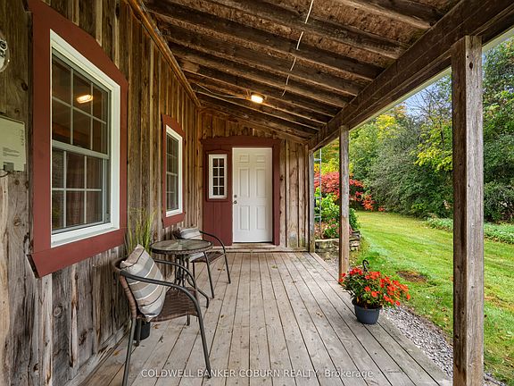3rd image of 544 Craig Rd