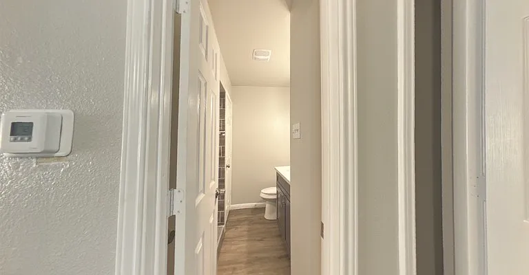 327 Sunrise Ave #1 — Photo 3
