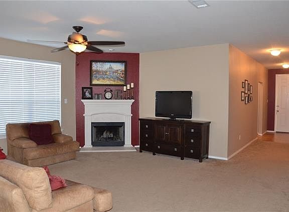 5th image of 3941 Polar Brook Dr
