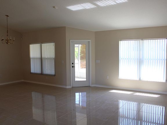 Living and dining area