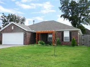 4705 SW Limestone Ave, Bentonville, AR 72712