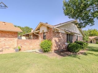 5 Court Capistrano APT 3, Wichita Falls, TX 76310