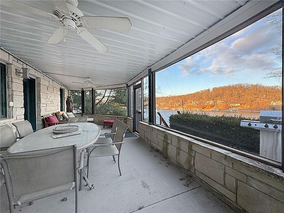 2nd image of 32945 Green Hills Rd