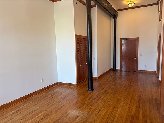4th image of 330 Northampton St #303