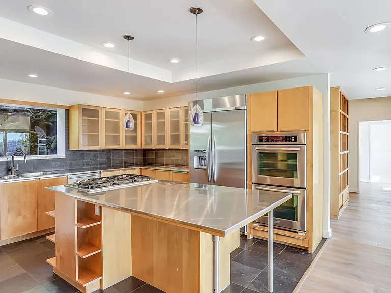 8158 W Mercer Way — Photo 7