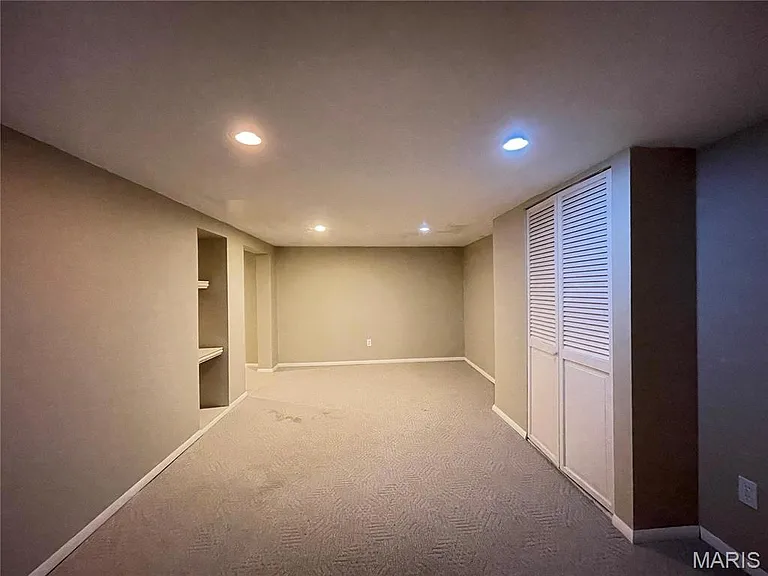 10745 Saint Xavier Ln — Photo 22