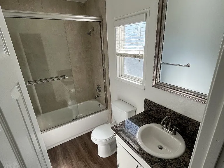 1418 S Orange Ave #11 — Photo 9