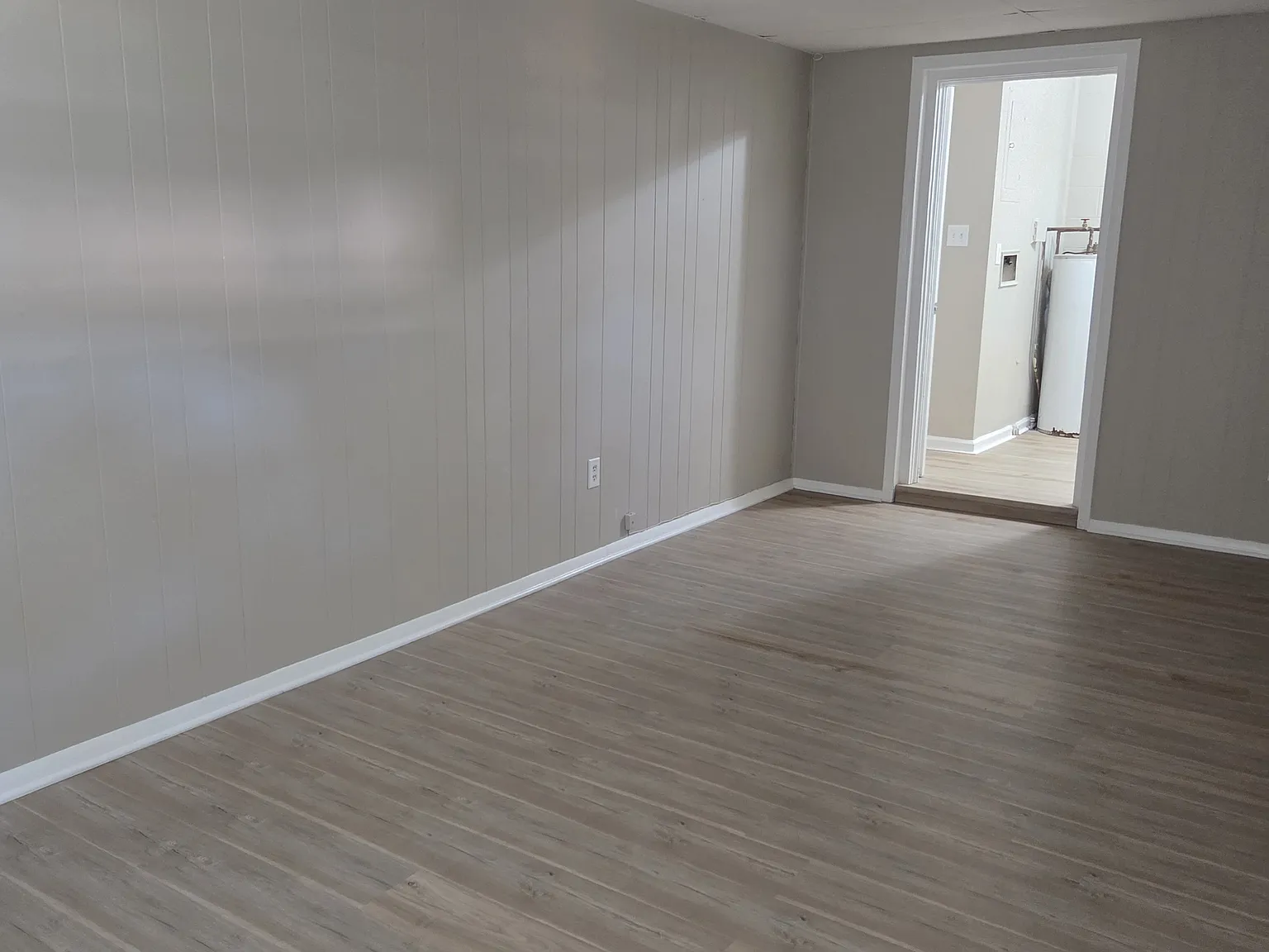 3 bed, 1185 sqft, $1,200 — Photo 3