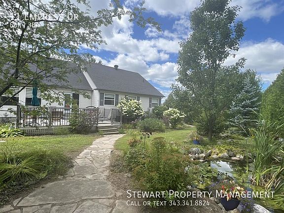 3rd image of 11 Empress Dr