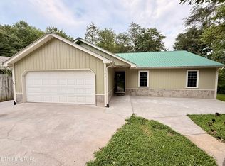 702 Hamid Pl, Knoxville, TN 37920