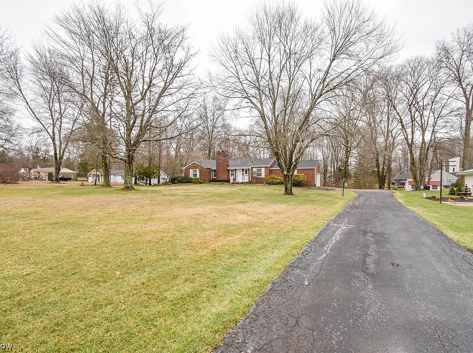 165 Warner Rd, Hubbard, OH 44425 Zillow