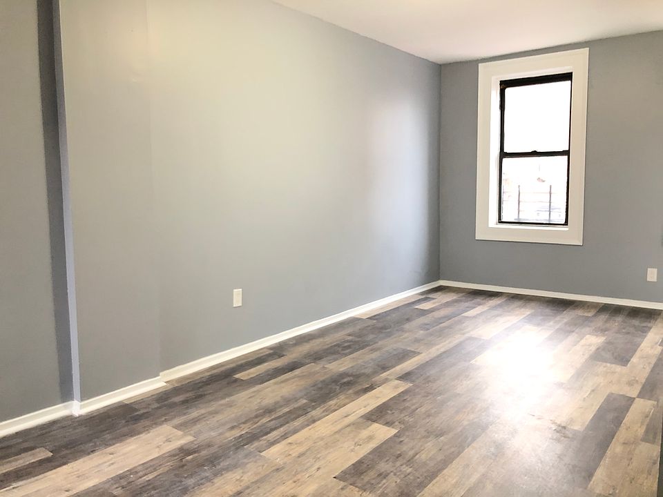 2nd image of 153-155 Avenue E #10E