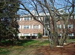 1st image of 98 Edgelawn Ave APT 11