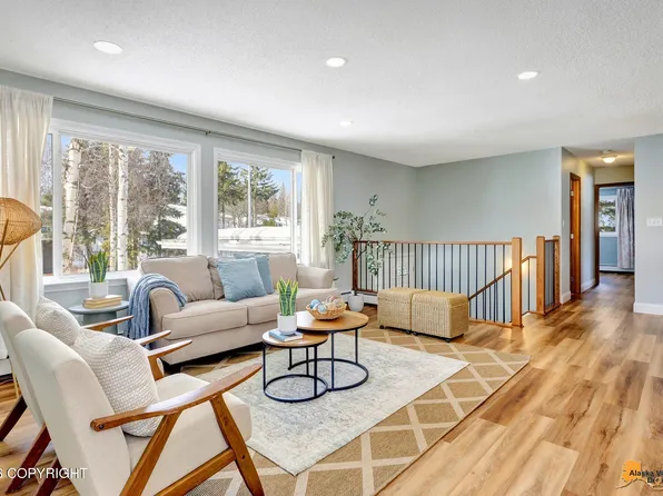 3957 Locarno Dr, Anchorage, AK 99508