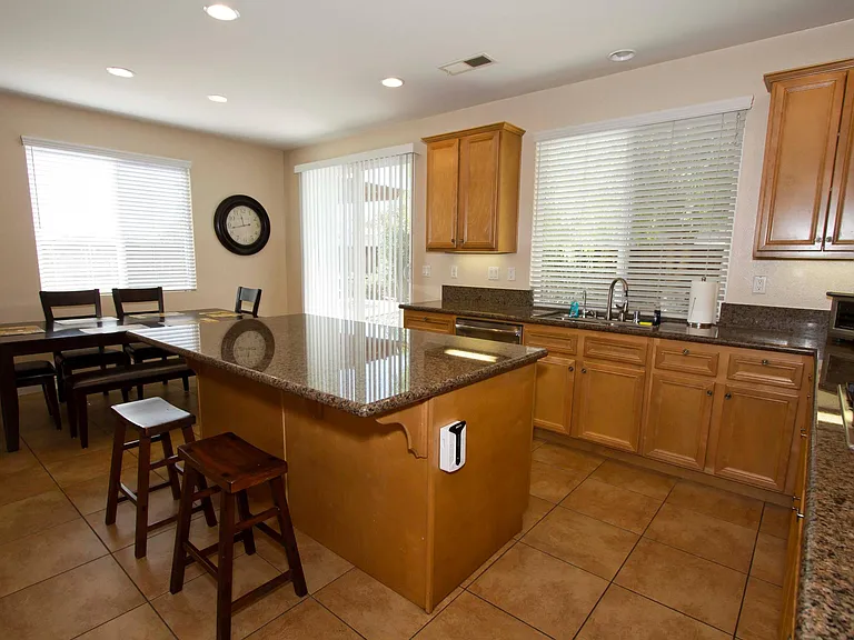 30759 Grand View Cir — Photo 10