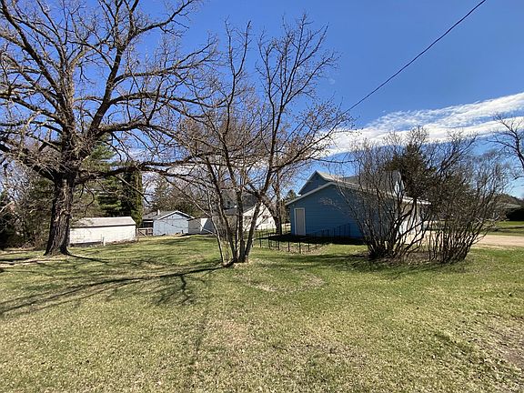 5th image of 203 Riverside Ave