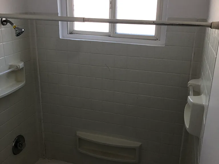1760 Henderson Ave #5A — Photo 22