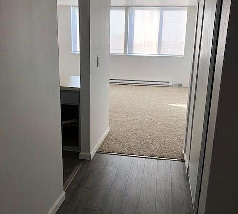 4th image of 305 Chestnut St