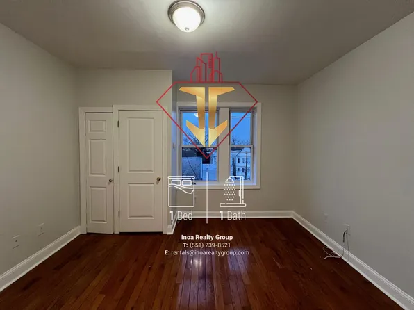 162 Bergen Avenue image 1 of 5