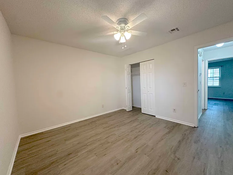 11004 NW Player Dr — Photo 24