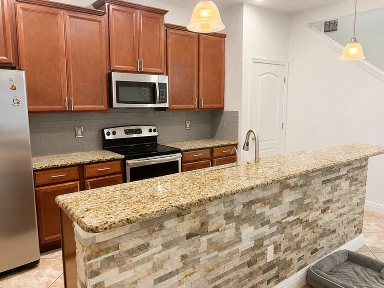 7645 Fordson Ln — Photo 11