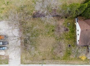 98 King St, Essa, ON L0M1B2