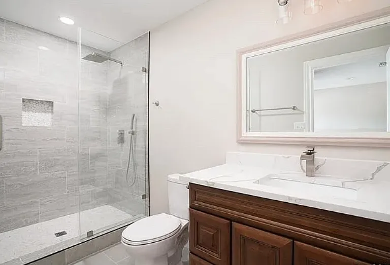7347 Montgomery Dr — Photo 13