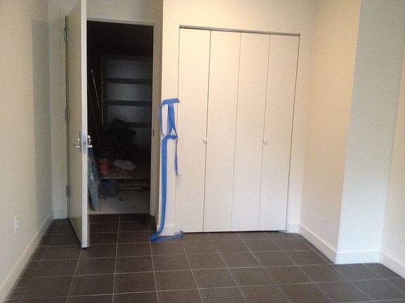4th image of 2550 Crescent St #1