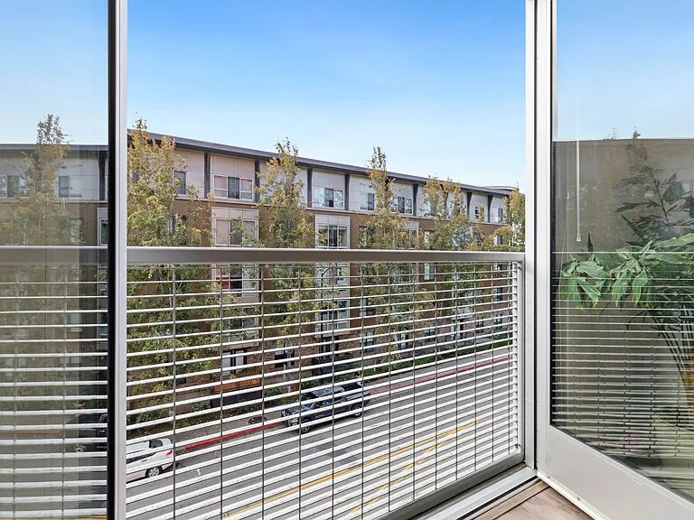 630 Thomas L Berkley Way #403 — Photo 13