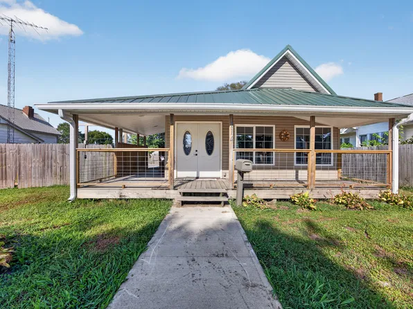 114 N Myra St, Worthington, IN 47471