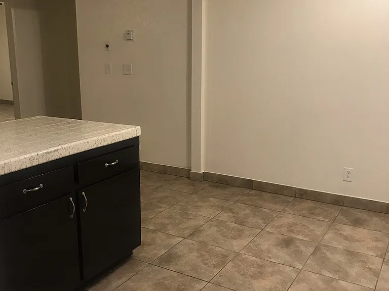 708 Givens Rd #7 — Photo 3