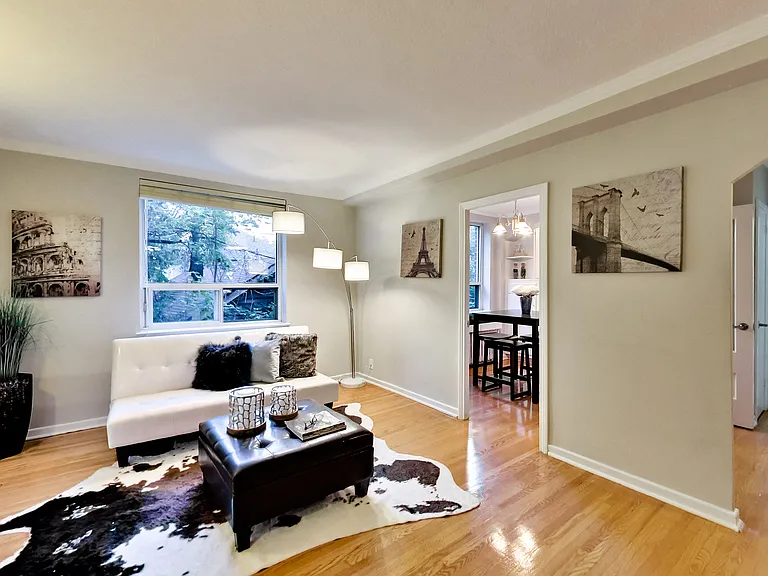 14 Chatsworth Dr #410 — Photo 19