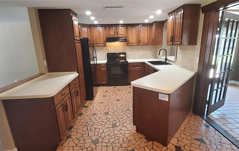 2848 E Mark Dr — Photo 4
