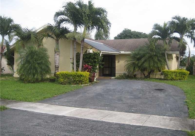 1st image of 1314 SW 82nd Ave