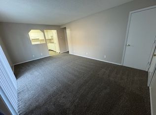 2946 N 53rd St #2, Lincoln, NE 68504