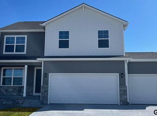 18458 Portal St, Gretna, NE 68136