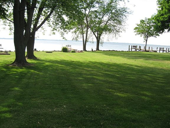 3rd image of W5341 Garden Dr