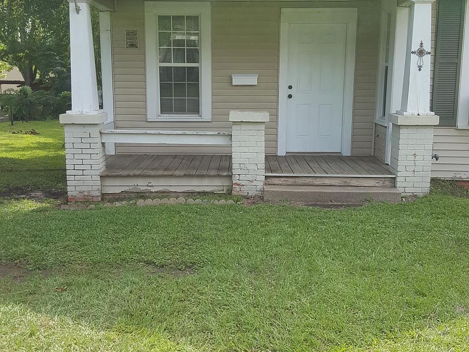 1st image of 107 S Church St #B