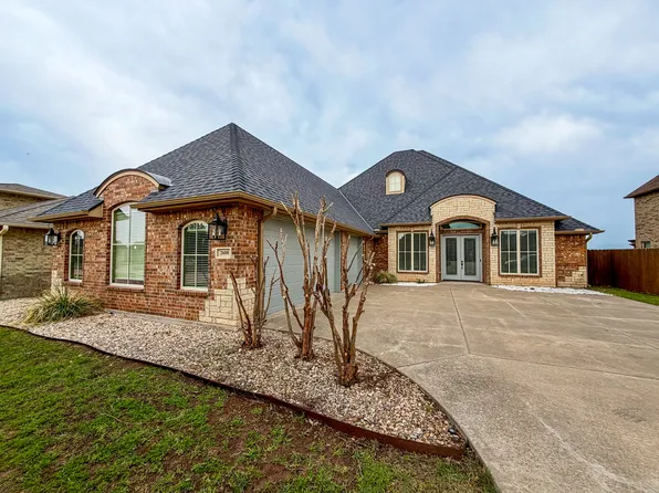 2608 SW 69th St, Lawton, OK 73505