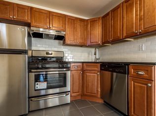16 Weldon St, Jersey City, NJ 07306