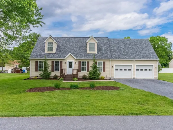 304 16th St, Grottoes, VA 24441