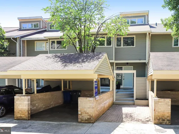 1953 Lakeport Way, Reston, VA 20191
