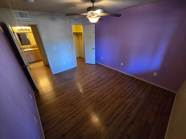 1385 W University Ave #4-125 — Photo 27